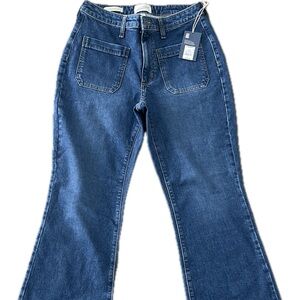 Woman's High Rise Flare Universal Thread Denim Jeans- Size 8S